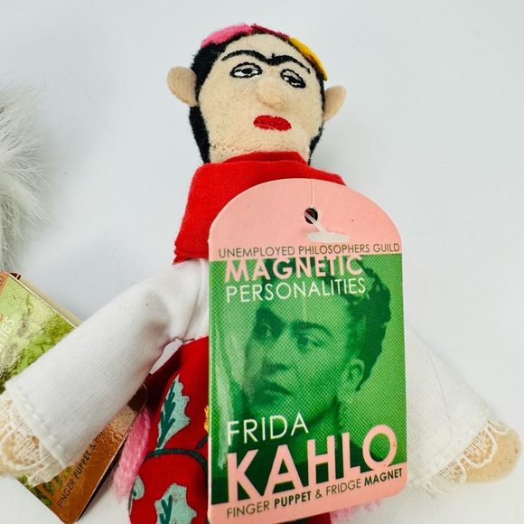 Unemployed Philosophers Guild Finger Puppet Magnets Davinci And Frida Lot Of 2 - Picture 2 of 9
